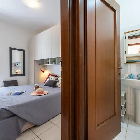 Appartamento Iris By Interhome